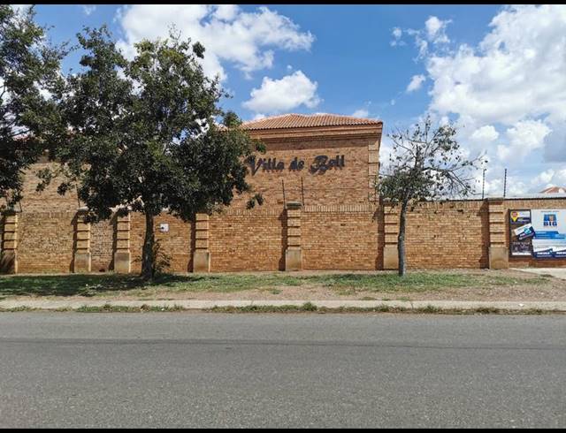 2 BEDROOM PROPERTY TO RENT IN DASSIE RAND